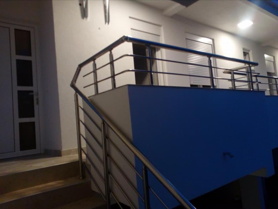 Apartmani M&V Sutomore Exteriör bild